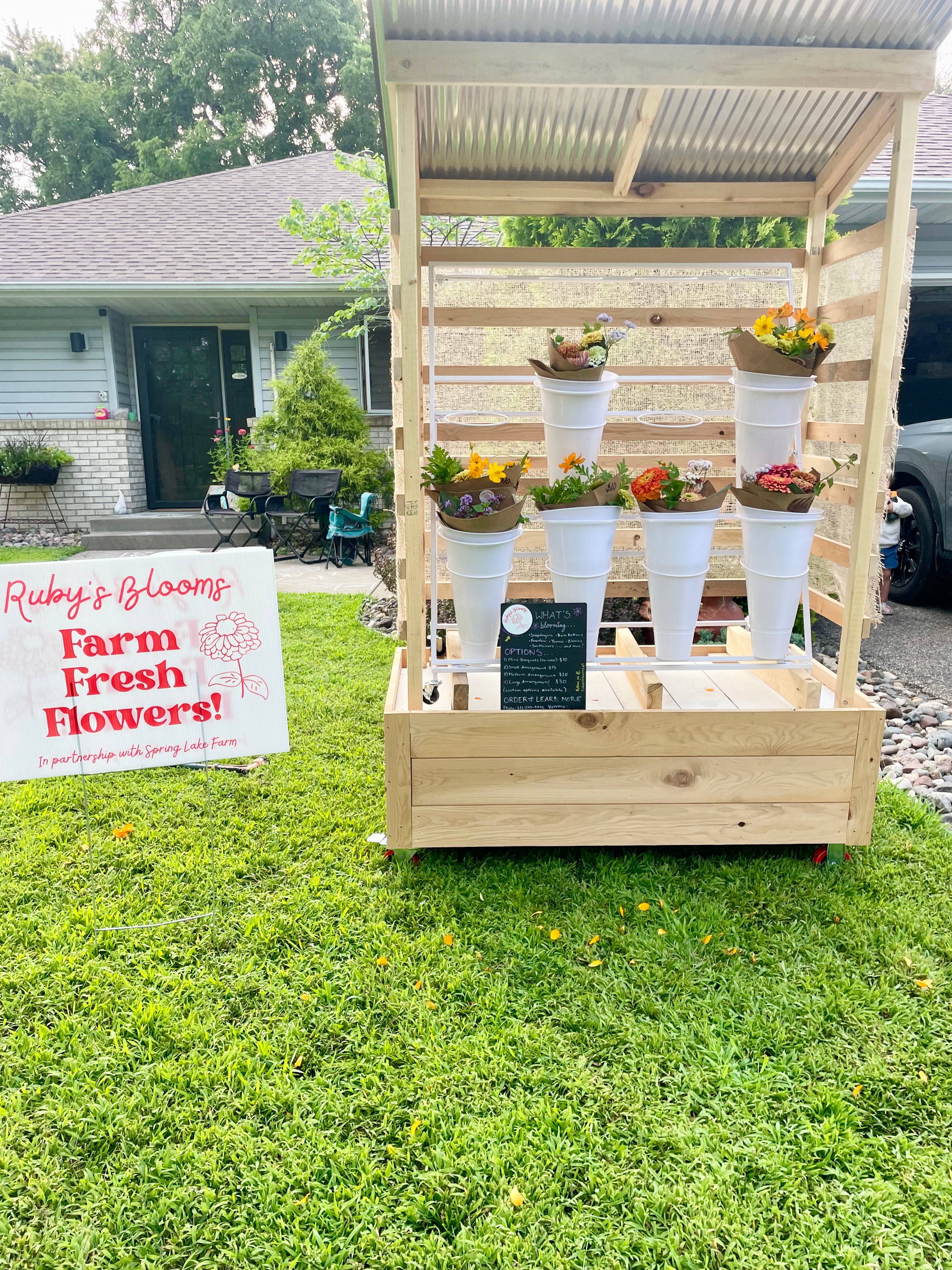 Bloom Stand Bouquet
